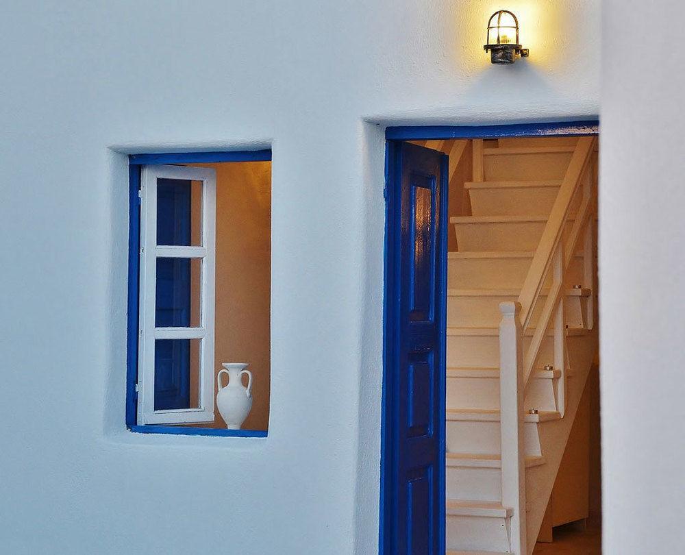Fira White Residence Exteriör bild